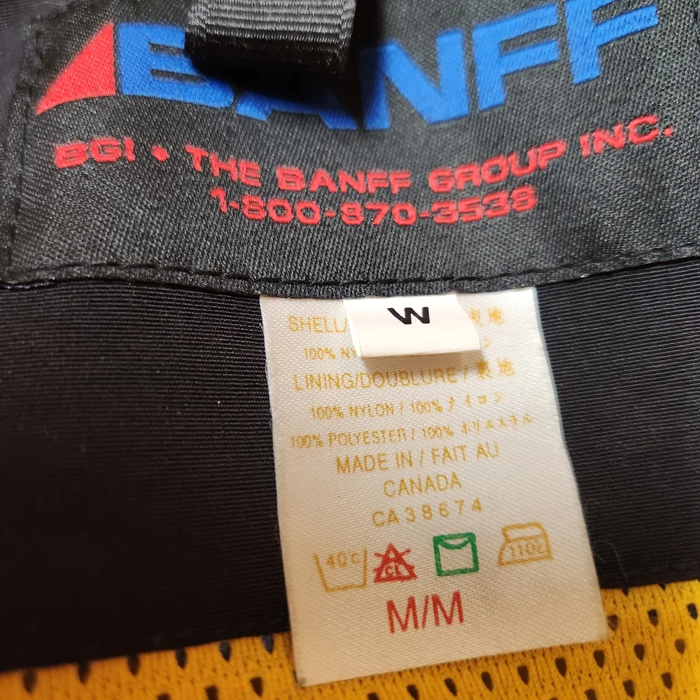 Que Vibrant Blue and Yellow Ski Jacket - Picture 10 of 14